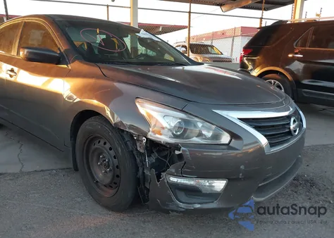 2014 Nissan Altima 2.5 S из США, поврежденный, VIN 1N4AL3AP5EN238824